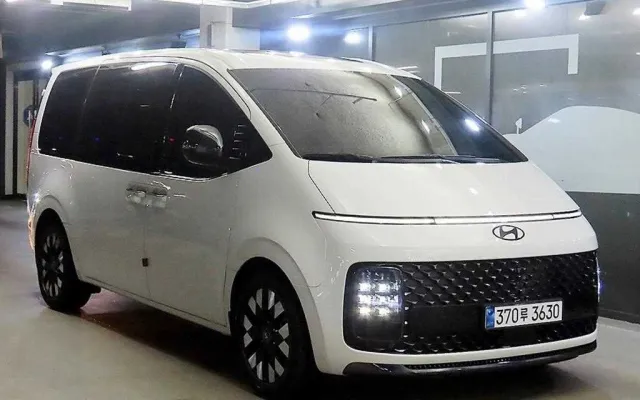 인천자동차중고 스타리아 4WD 디젤 라운지 인스퍼레이션 매물 사진 10 - 2024/04 20,760km